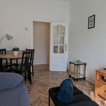 Apartamento Jacobo Villar Valladolid Bagian luar foto