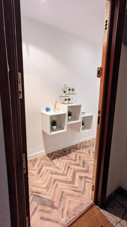 Apartamento Jacobo Villar Valladolid Bagian luar foto